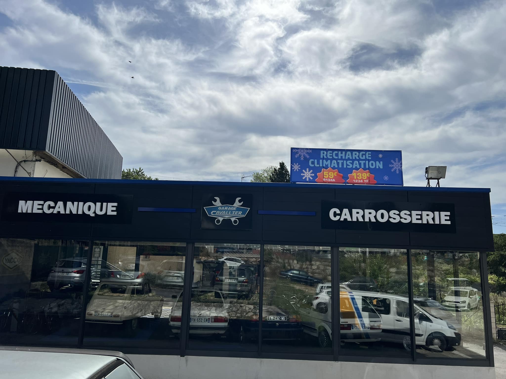 Devanture du Garage Cavalier